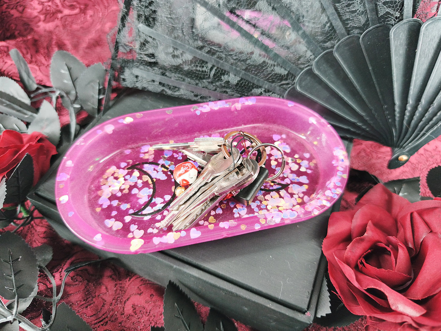 Vide poche / cendrier pastel goth fait main en résine