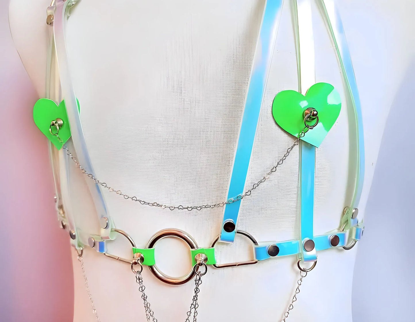 Harnais holographique unisexe avec choker alien phosphorescent – fait main en PVC & acier inox