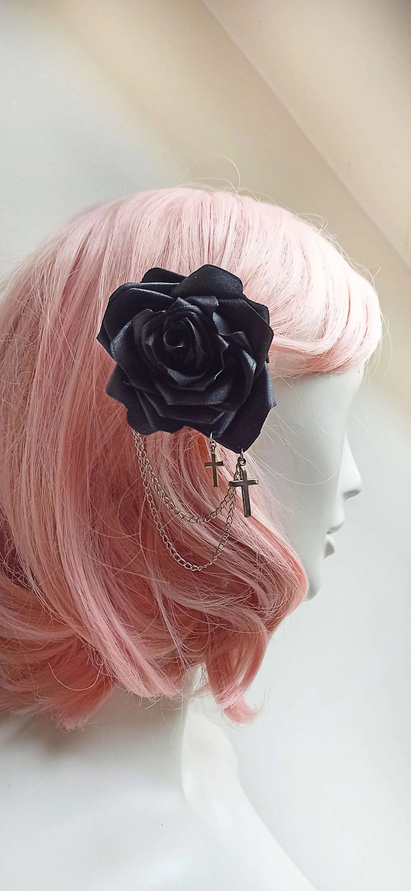 Accessoire cheveux gothique rose noire fait main