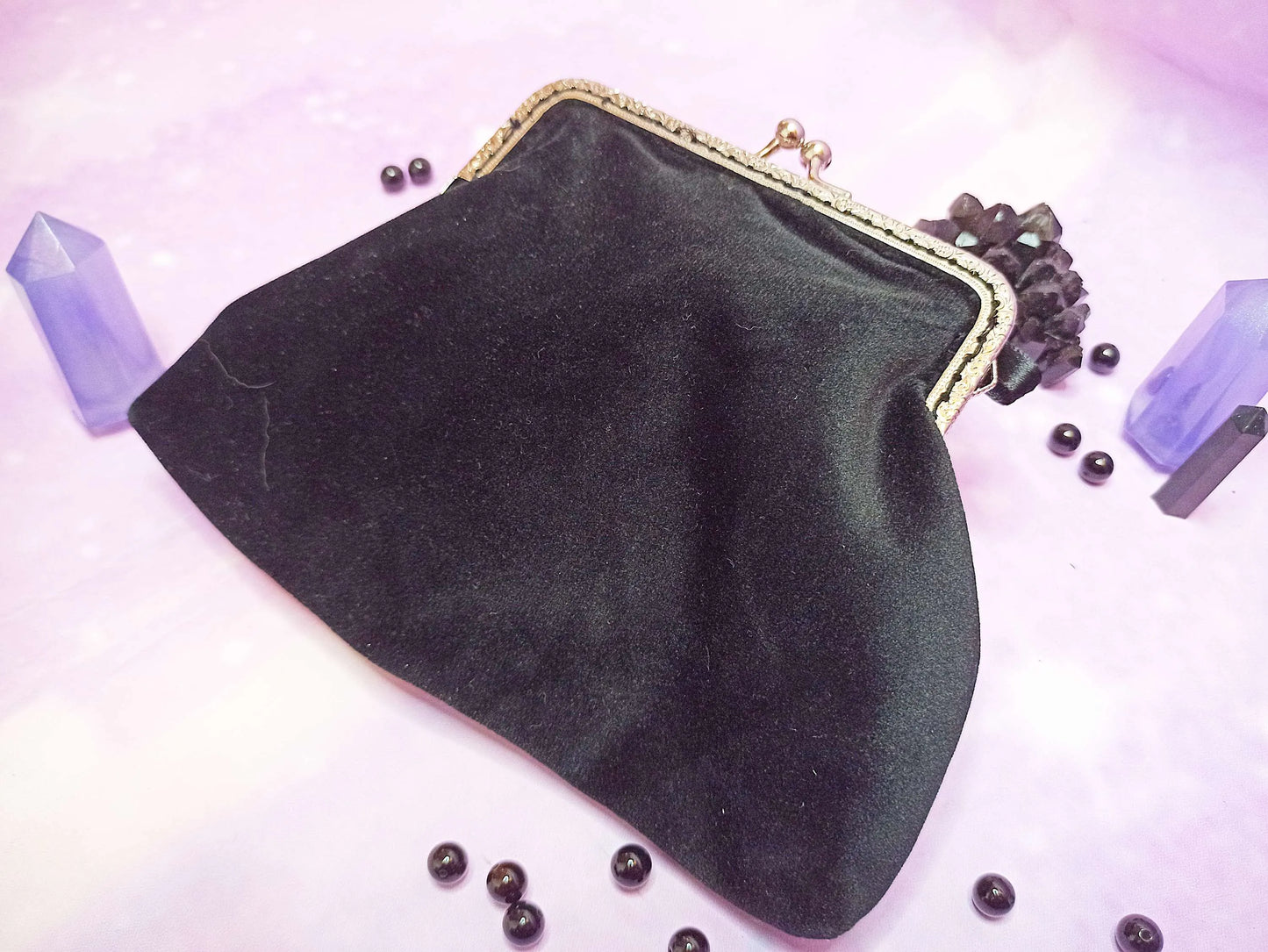 Porte-monnaie Ouija noir et blanc en velours – style gothique fait main