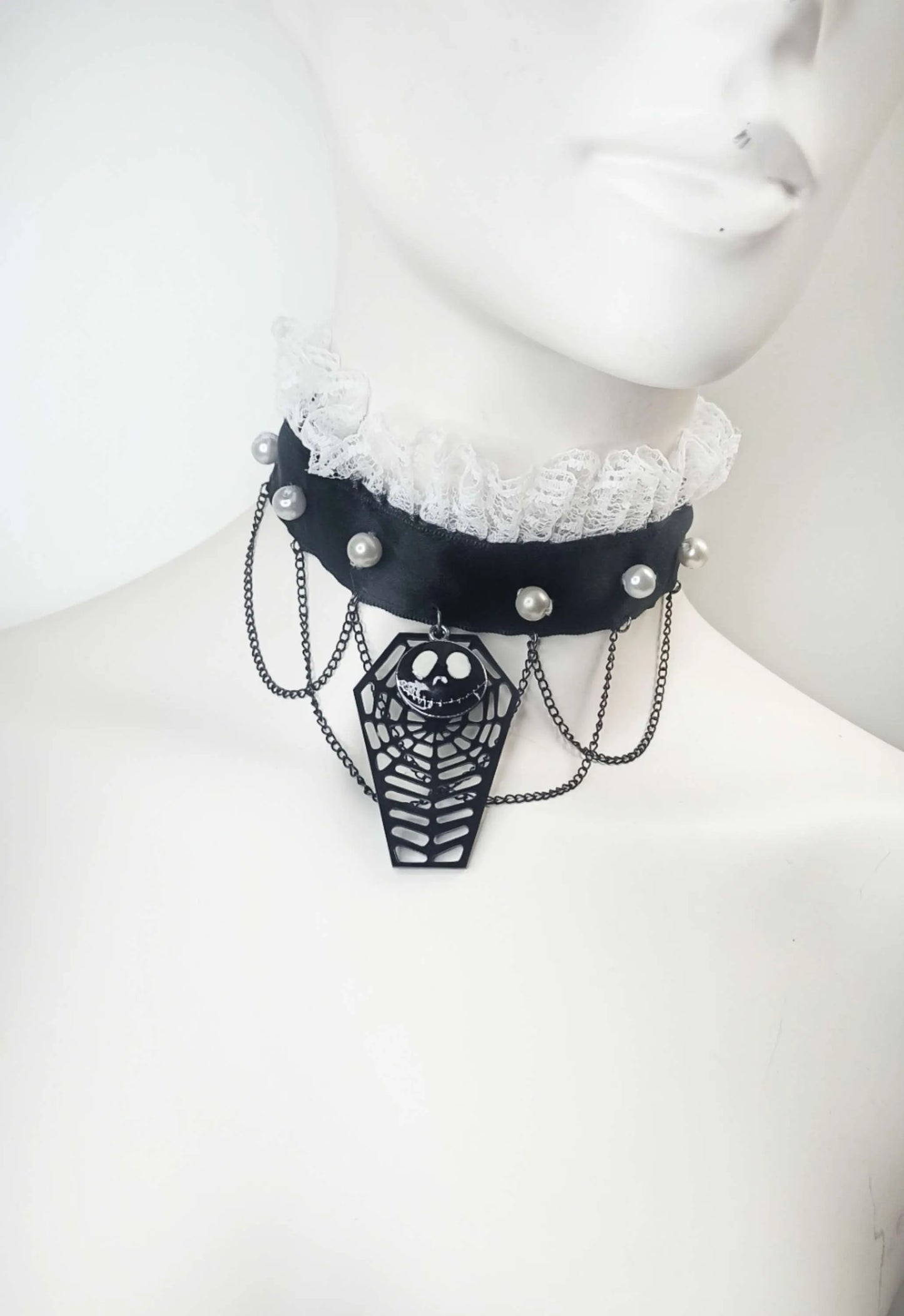 Ras de cou gothique "Mister Jack" style Tim Burton – Fait main en satin noir