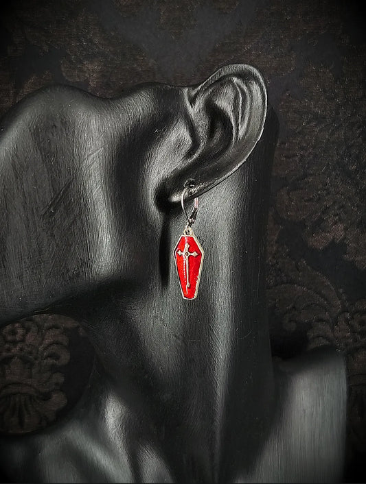 boucles oreilles goth croix rouge