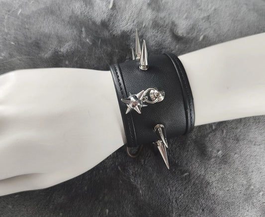 Bracelet en cuir noir gothique métal fait main avec clous et boule clouté