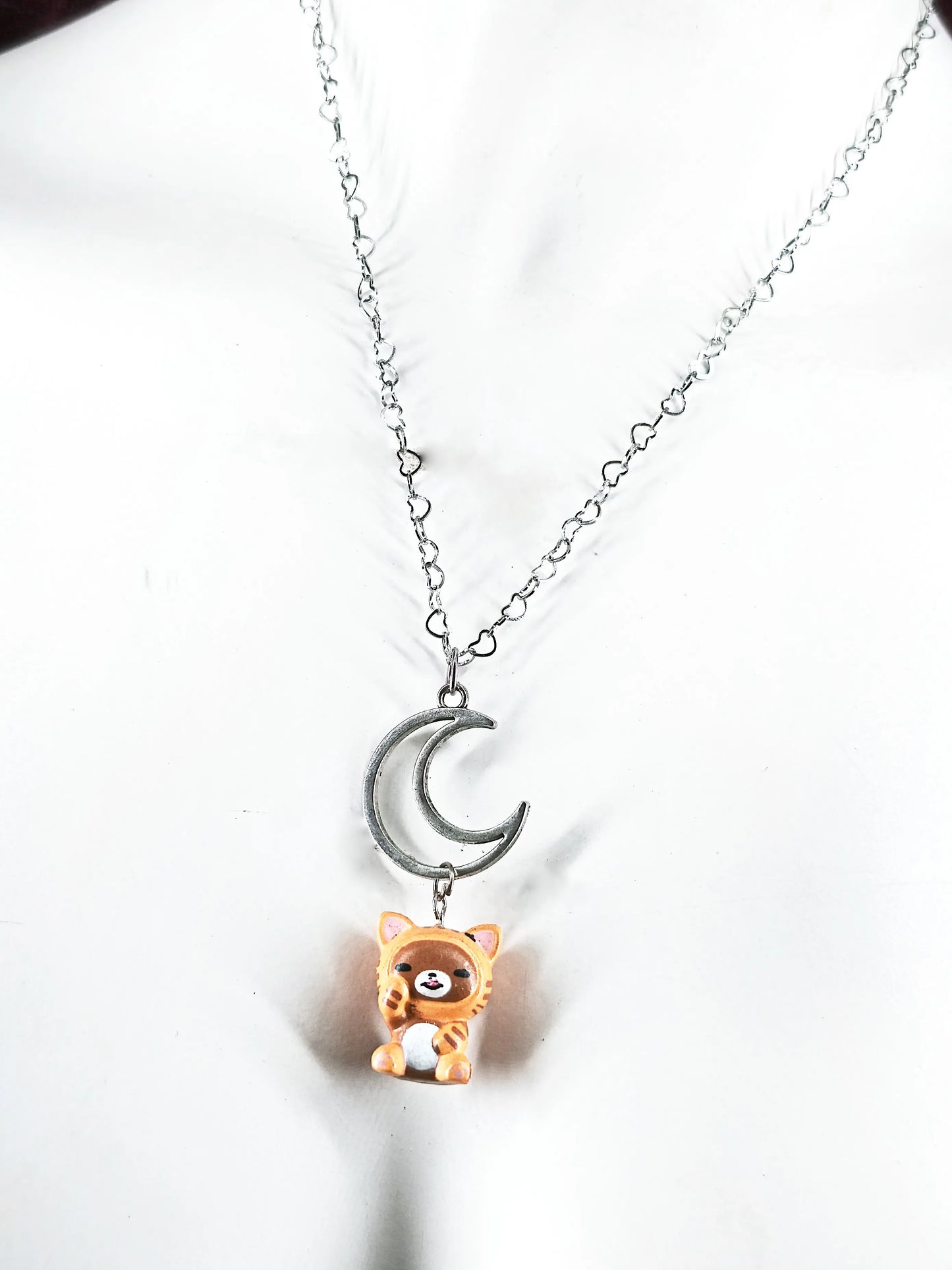 Collier kawaii avec lune et chat "Rilakkuma Cat"