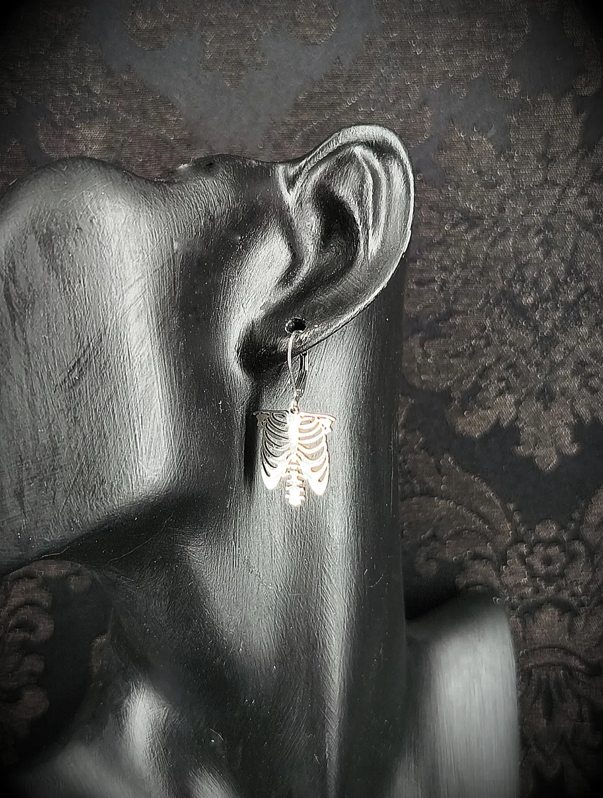 Boucles d’Oreilles Cage Thoracique Gothique fait main 