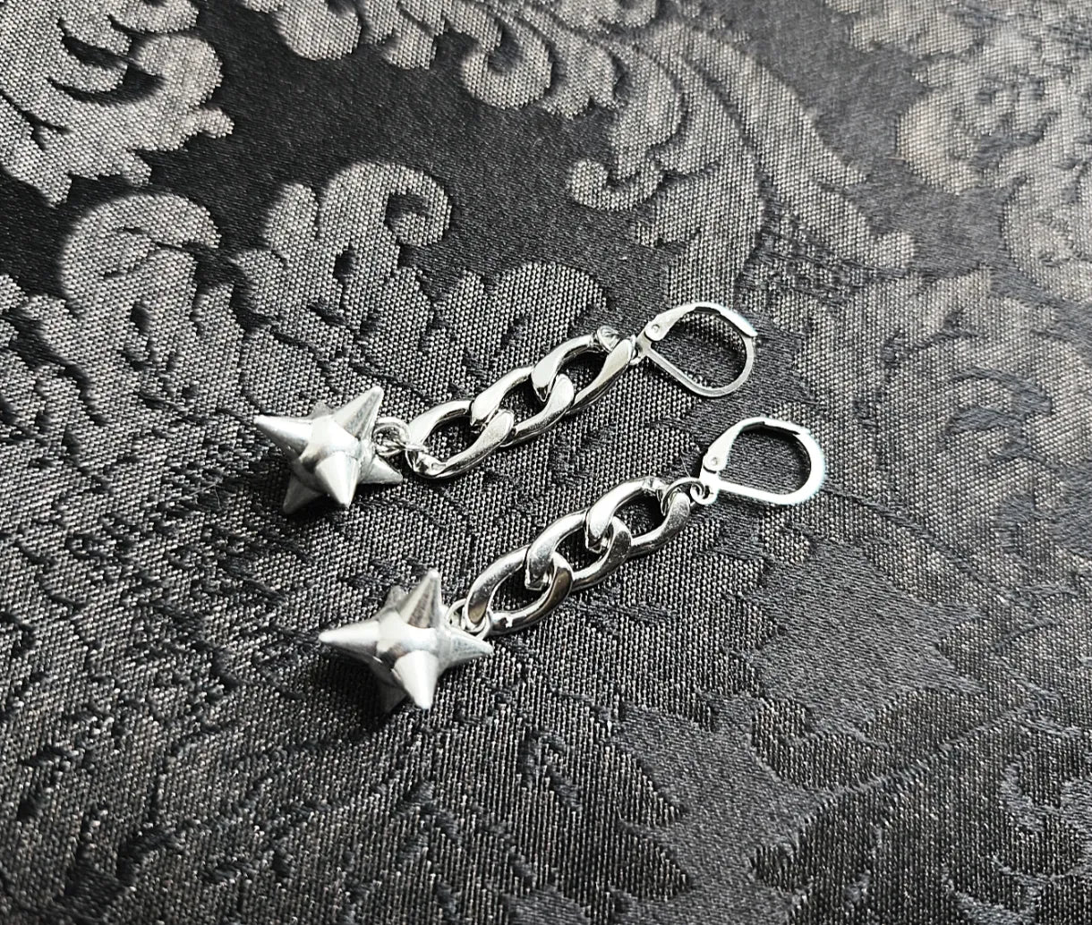 Boucles d'oreilles alternatives avec chaîne et étoile du matin fait main