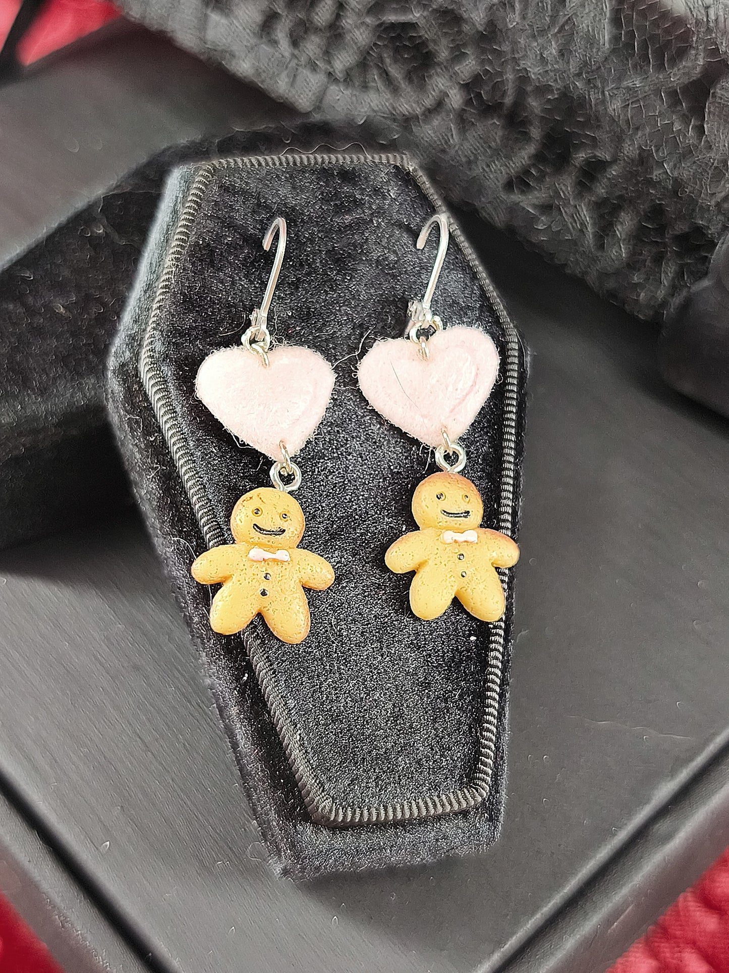 Boucles d’oreilles pain d’épice kawaii cœur rose