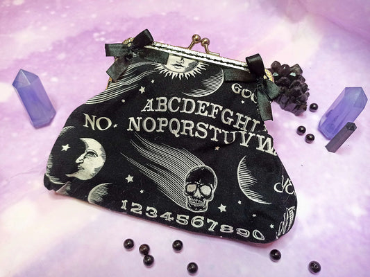 Porte-monnaie Ouija noir et blanc en velours – style gothique fait main