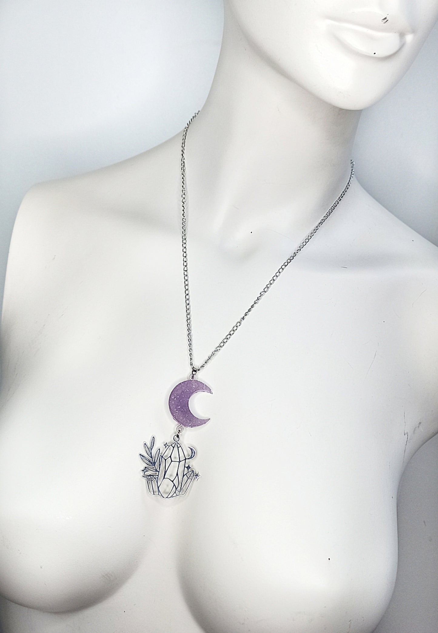 Collier kawaii pastel goth lune violette et cristal – Bijou fait main en acier inoxydable