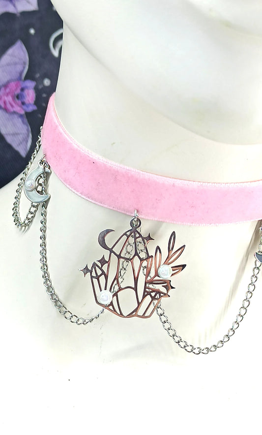 Ras de cou velours rose avec cristaux, lunes et chaines "Moon Cristal"