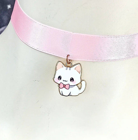 Ras de cou kawaii rose avec chat blanc mignon "Sweet Cat" fait main