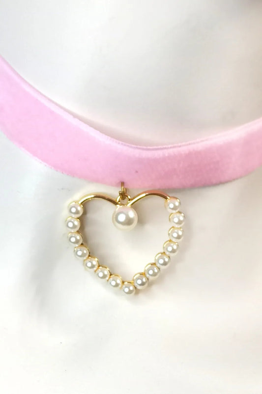 Ras de cou kawaii velours rose coeur et perles "Beauty Heart" fait main